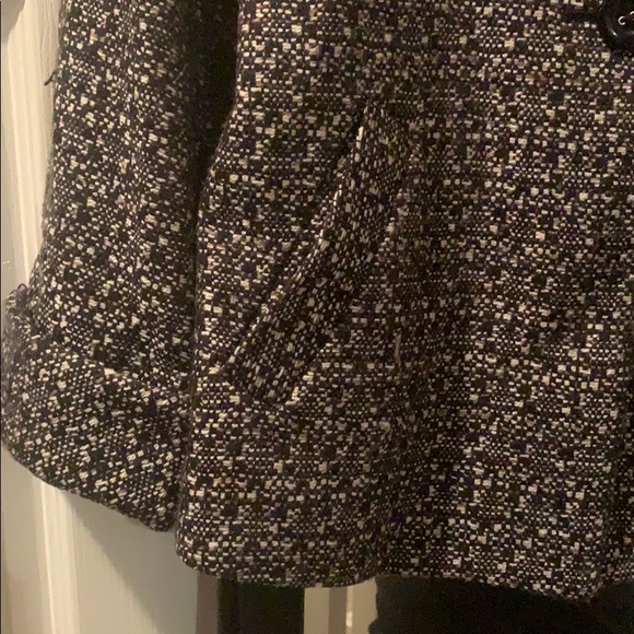 Adorable jacket - Picture 3 of 3